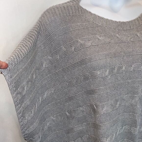 Old Navy sweater poncho size Medium/Large - Picture 6 of 15